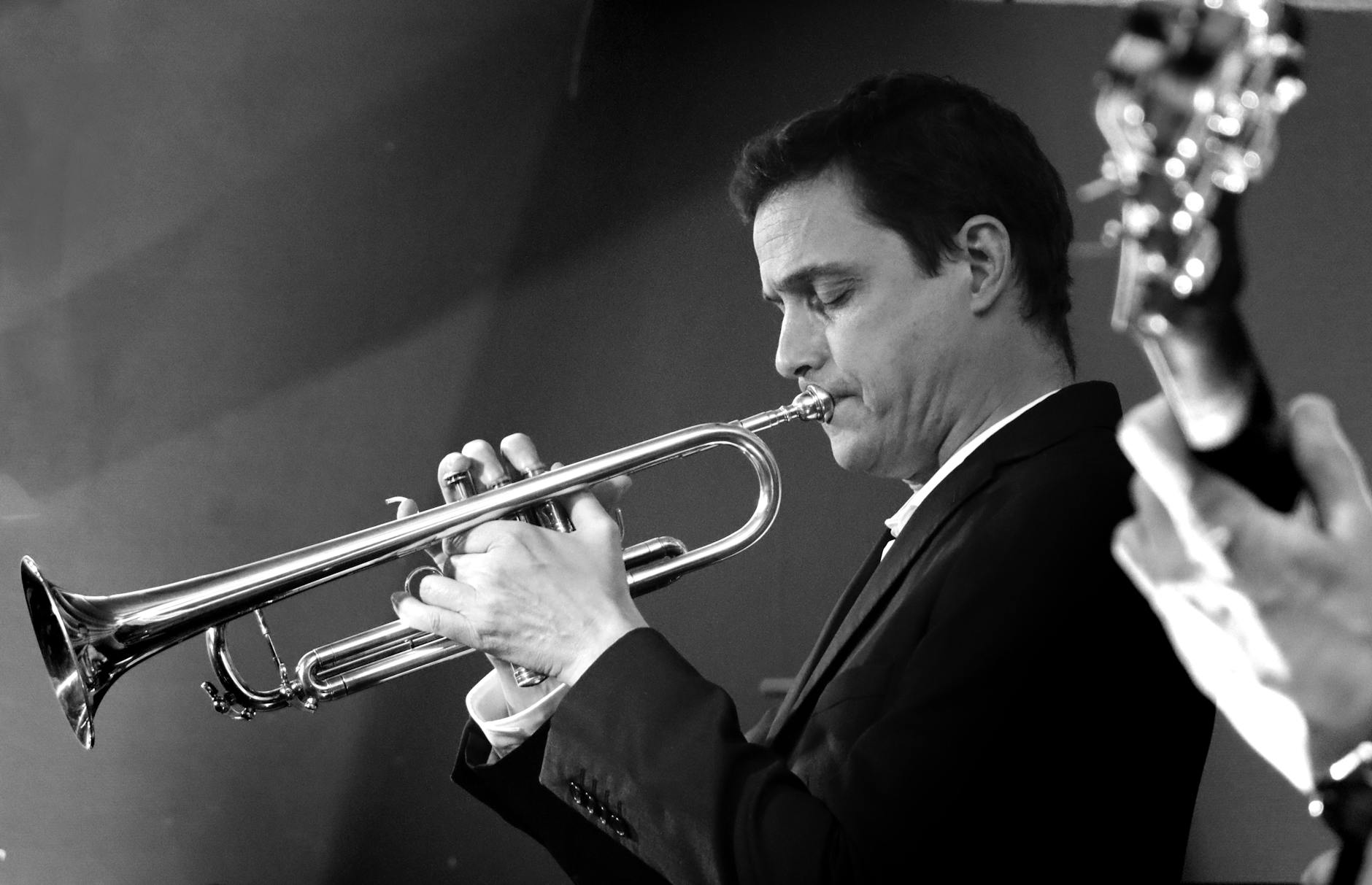 He Lost His Teeth, His Career, and His Future — Then Picked Up the Trumpet Again
